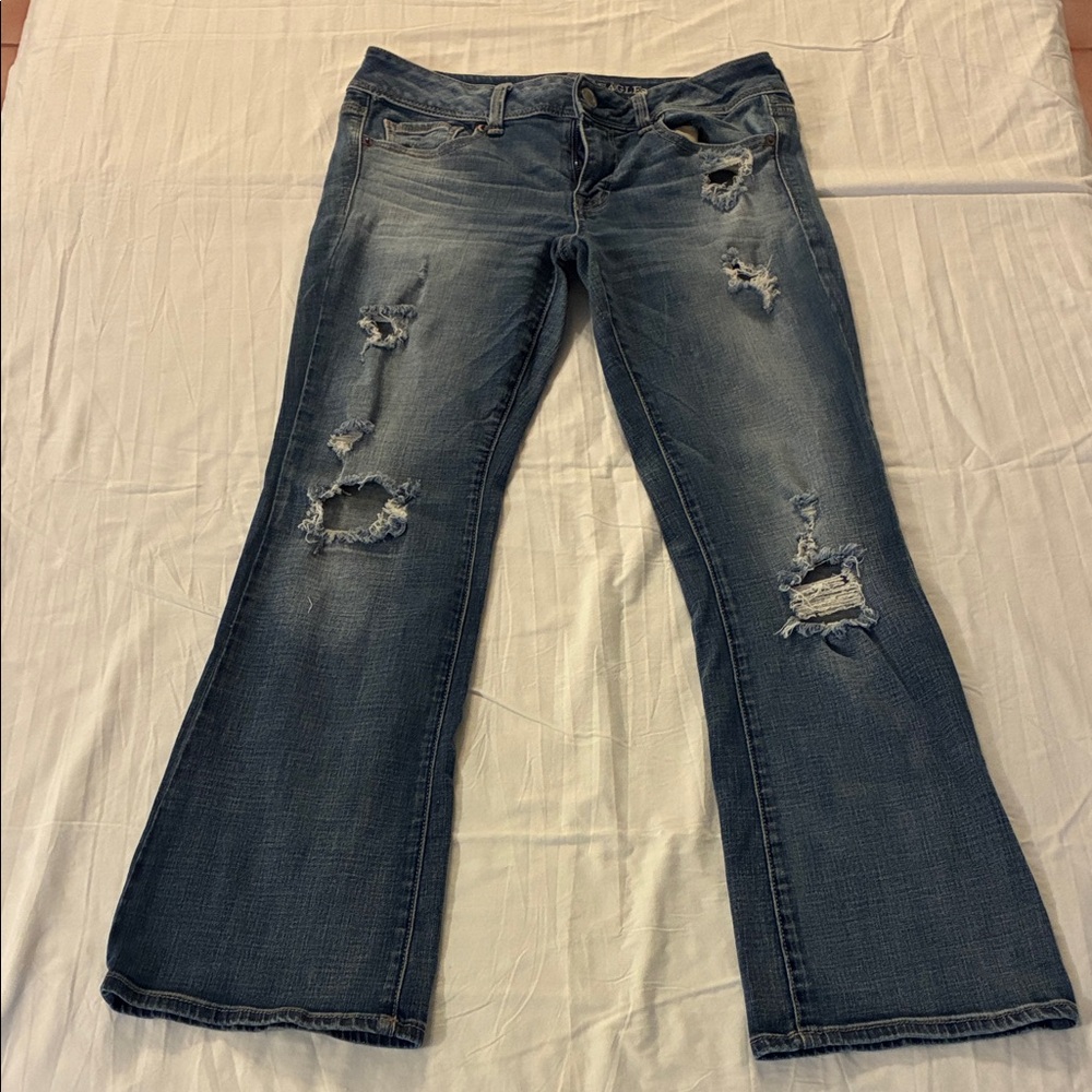 American Eagle Outfitters Distressed Kick Boot Super Stretch Blue JeansWomen’s 8